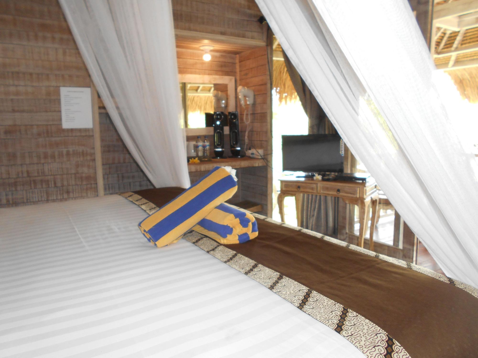 เดอะ ดาฟิช เจนิงัน Hotel Ceningan Island ภายนอก รูปภาพ