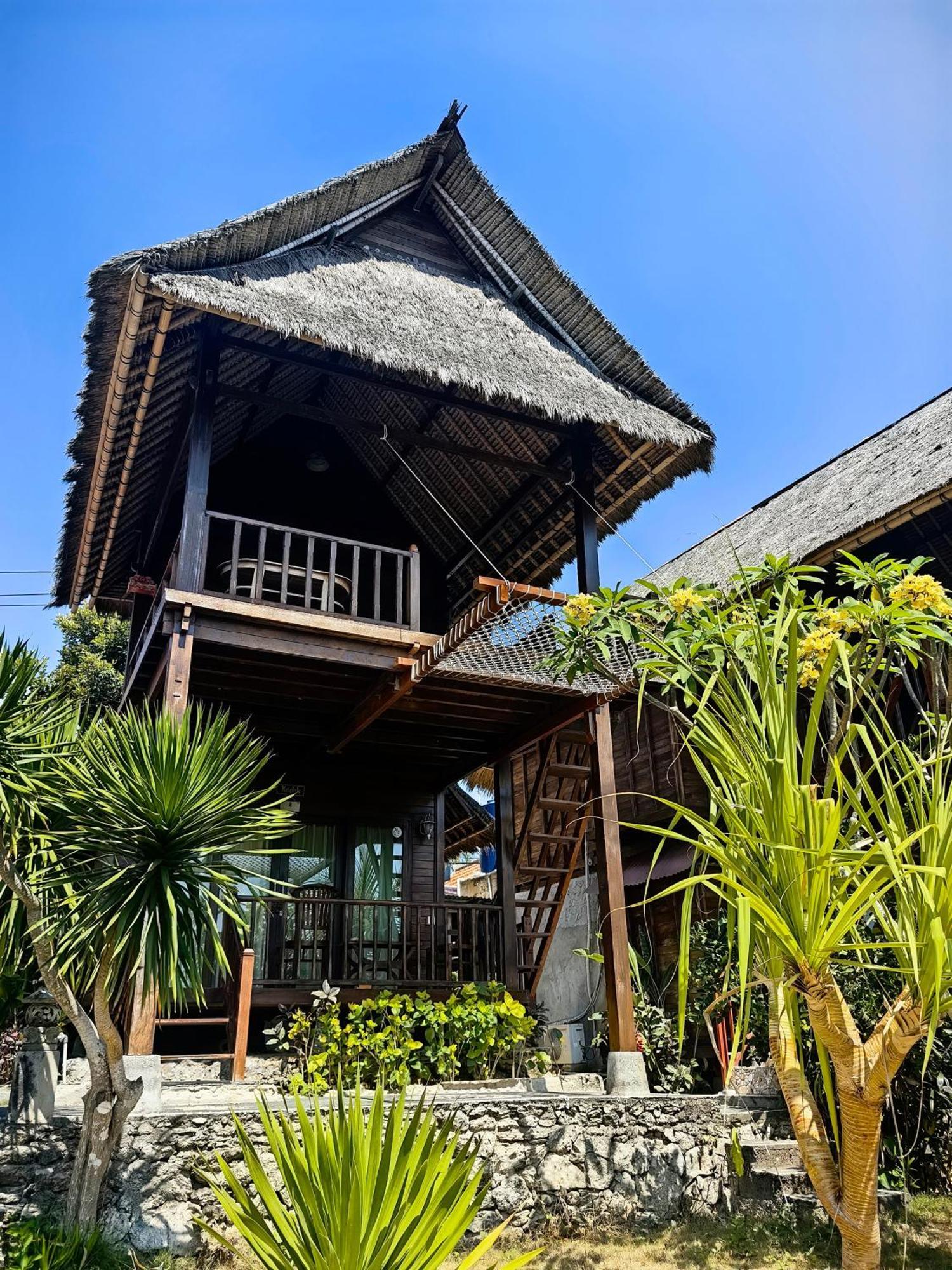 เดอะ ดาฟิช เจนิงัน Hotel Ceningan Island ภายนอก รูปภาพ