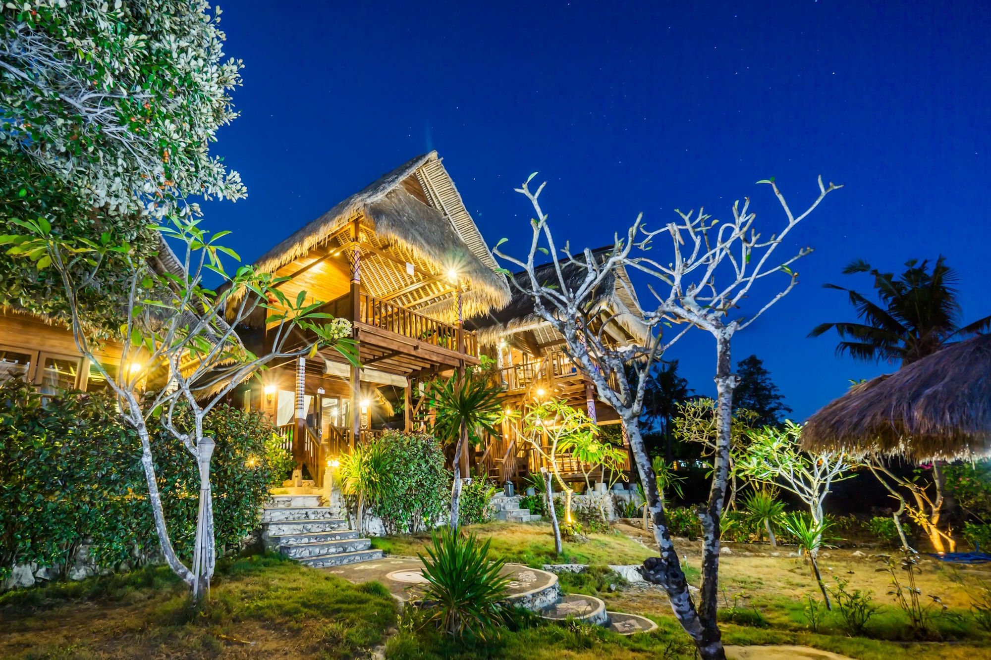 เดอะ ดาฟิช เจนิงัน Hotel Ceningan Island ภายนอก รูปภาพ