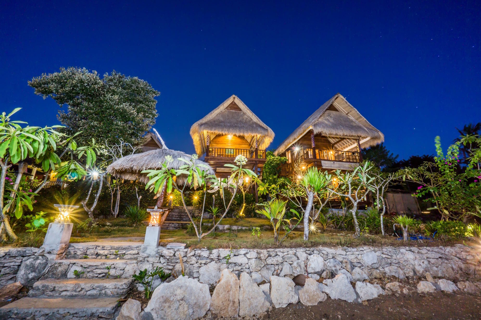 เดอะ ดาฟิช เจนิงัน Hotel Ceningan Island ภายนอก รูปภาพ