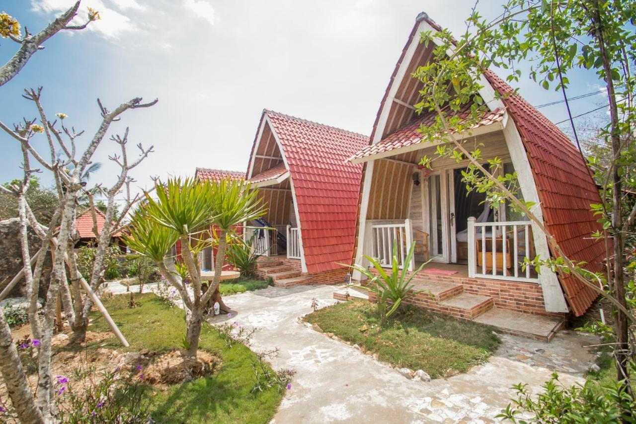 เดอะ ดาฟิช เจนิงัน Hotel Ceningan Island ภายนอก รูปภาพ